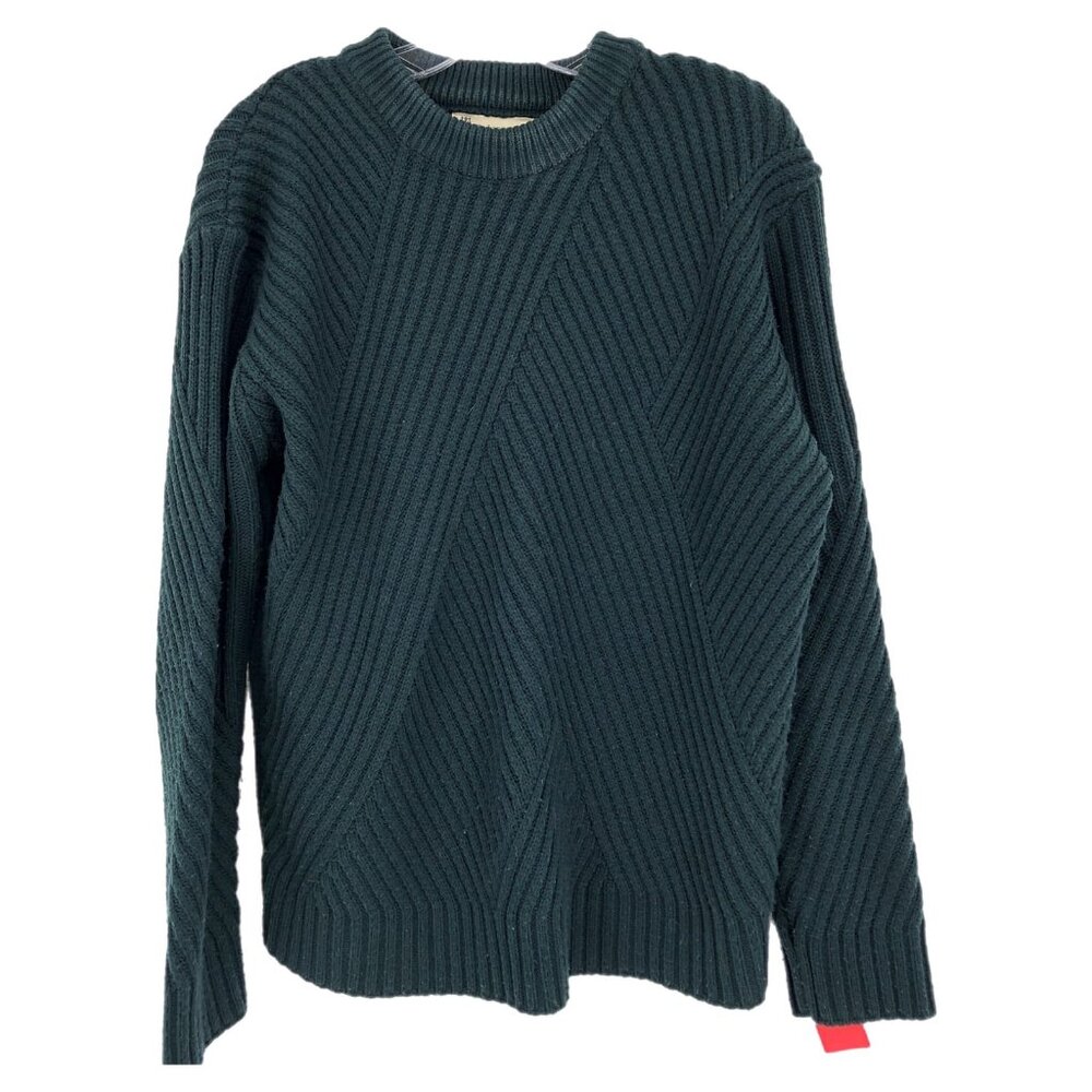 Green Long Sleeve Round Neck Sweater | Perfect For Any Occasion
